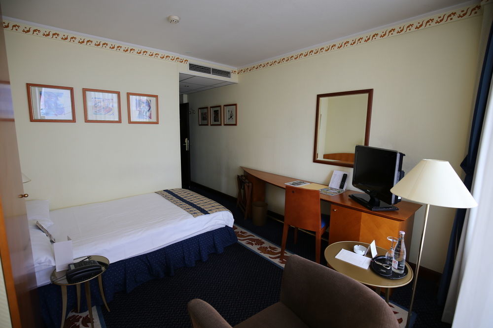 Hotel Savigny Frankfurt City Frankfurt am Main Exterior photo